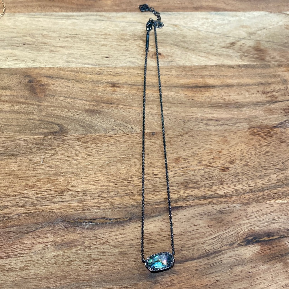 Kendra Scott Necklace